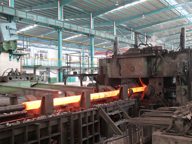 喀什无缝钢管厂家生产线